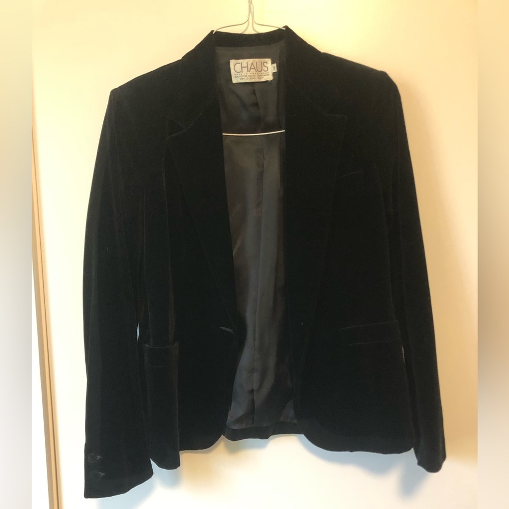 Size 12 black velvet blazer